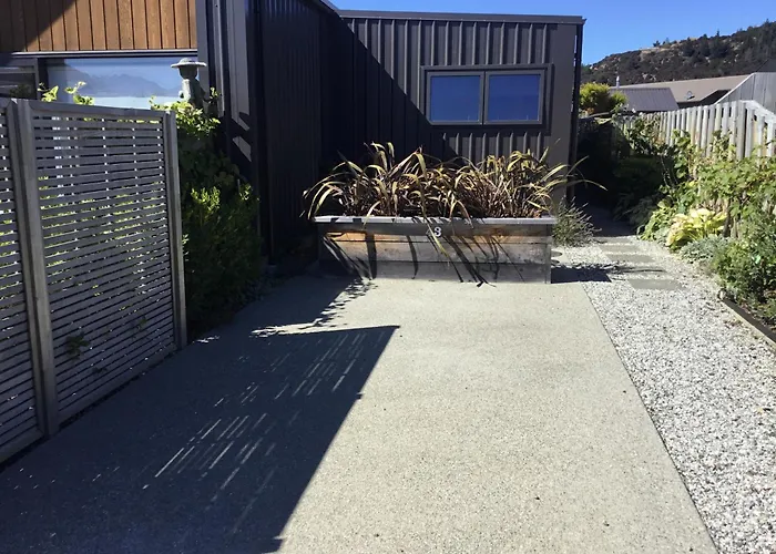 Cozy Stylish Entry Off Northburn Road 瓦纳卡